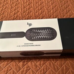 L'ange Black Mane Pass 2-in-1 Straightening Brush